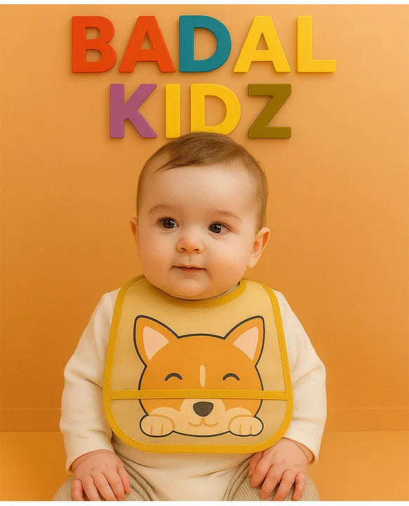 KIDS BASIC Baby Plastic Waterproof With Pocket Animal Print Bib